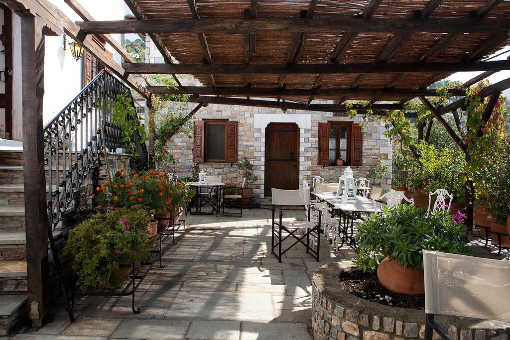 Hotel Archontiko Repana - Makrinitsa Stone Retreat Esterno foto